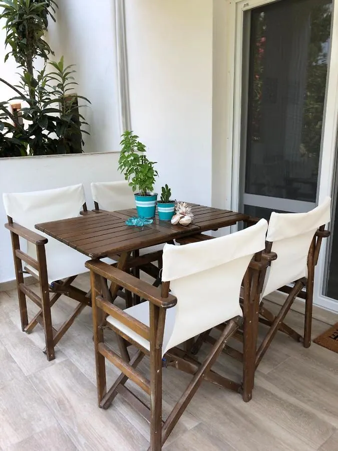 Enigma Suites Paralia Sikias Apartment